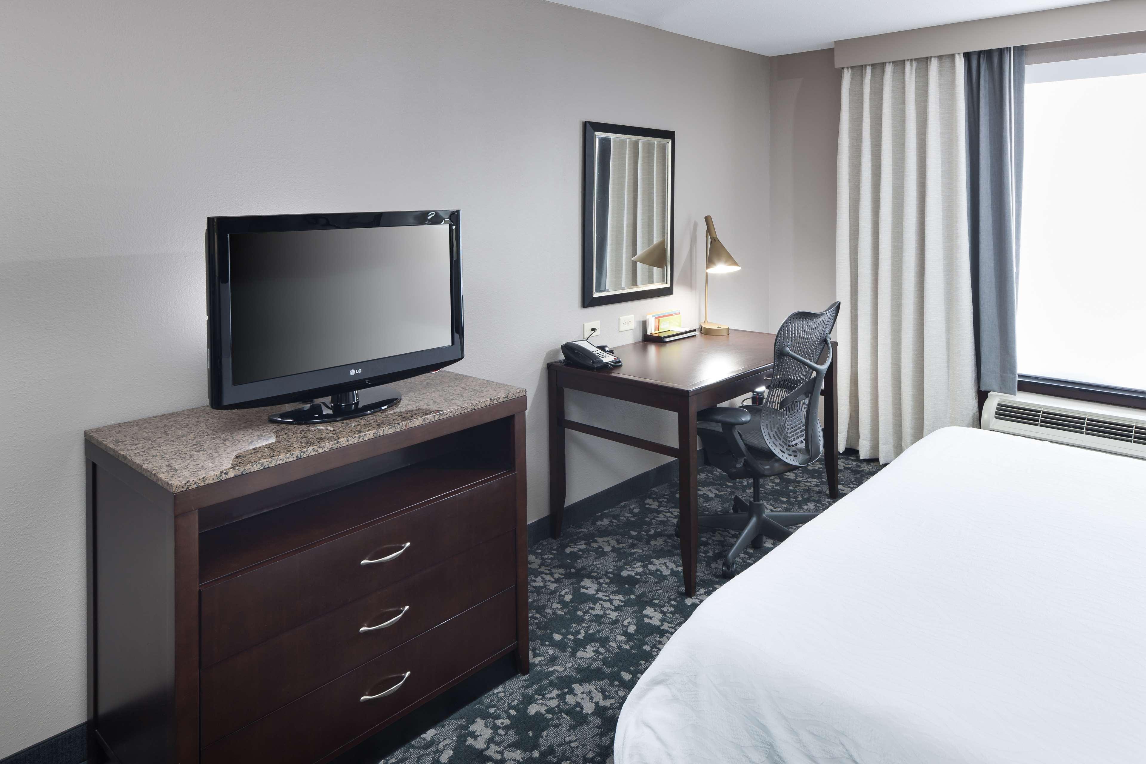 Hilton Garden Inn Cincinnati/Mason Ngoại thất bức ảnh